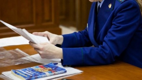 В Новоржевском районе прокуратура принимает меры по защите трудовых прав граждан